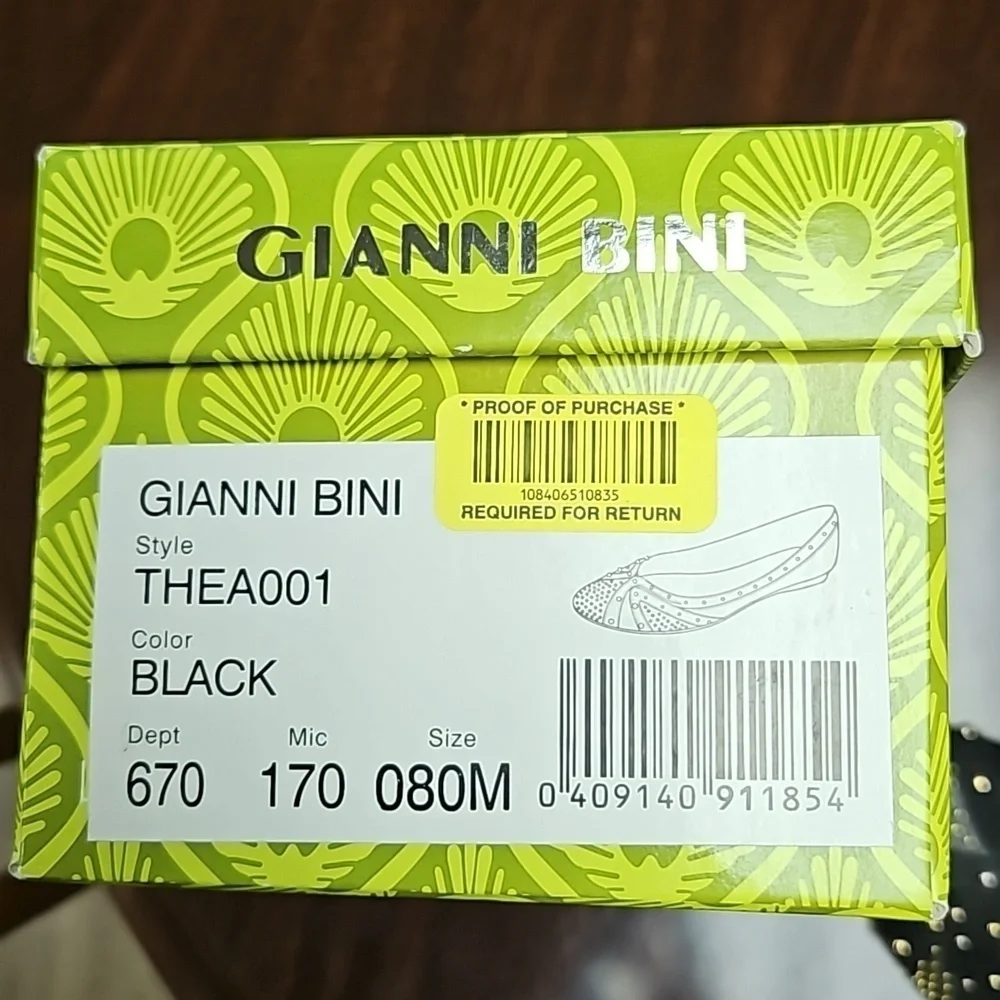 Gianni Bini Thea001 Black & Gold Studded Flats 8m In Original Box Faux Leather
